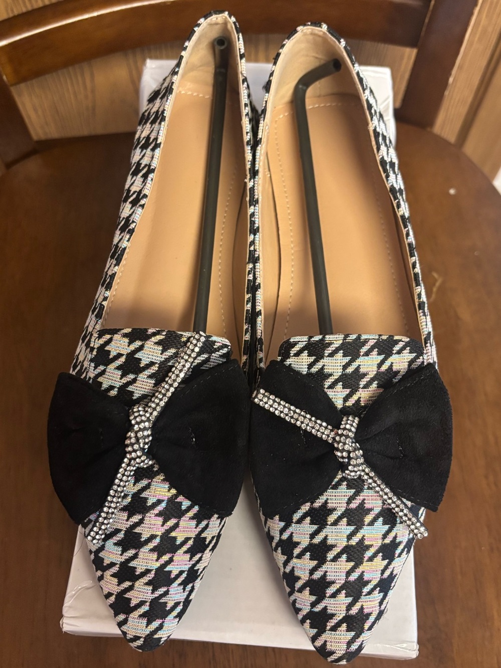 Black Houndstooth Pointed Toe Flats with Bow